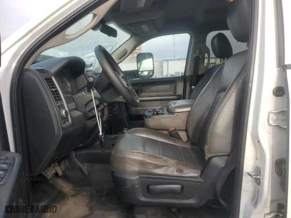 2016 Ram 2500 Tradesman with VIN 3C6UR5HL9GG120041, listed as a Copart auction lot 86406904 with 233,512 mi miles and Salvage Title. Bid and sale history available at carsss.com. Image 7.