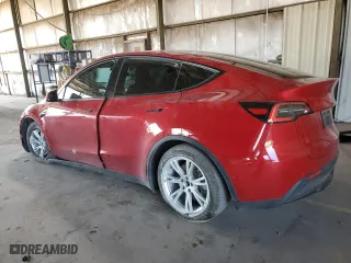 2021 Tesla Model Y Long Range with VIN 5YJYGDEE4MF075690, listed as a Copart auction lot 51274085 with 29,812 mi miles and Salvage Title. Bid and sale history available at carsss.com. Image 2.