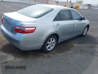2007 Toyota Camry CE with VIN 4T1BE46K27U587049, listed as a IAAI auction lot 42048448 with 172,284 mi miles and . Bid and sale history available at DreamBid. Image 4.