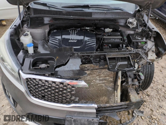 2016 Kia Sorento SX with VIN 5XYPKDA5XGG137705, listed as a Copart auction lot 47851815 with 136,556 mi miles and Salvage Title. Bid and sale history available at carsss.com. Image 11.