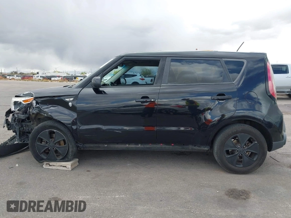 2014 Kia Soul with VIN KNDJN2A23E7010277, listed as a IAAI auction lot 41964507 with 91,726 mi miles. Bid and sale history available at carsss.com. Image 13.