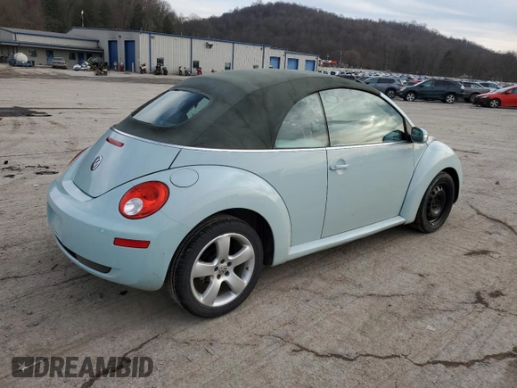 2006 Volkswagen Beetle z VIN 3VWRF31Y56M303208, wystawiony jako Copart lot #86480404 z przebiegiem 120 783 mil mil oraz Szkoda całkowita • Salvage title. Historia ofert i sprzedaży dostępna na DreamBid. Obrazek 3.