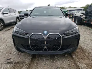 2023 BMW i4 eDrive35 z VIN WBY43AW08PFP86982, wystawiony jako Copart lot #63540623 z przebiegiem 489 mil mil oraz . Historia ofert i sprzedaży dostępna na DreamBid. Obrazek 5.