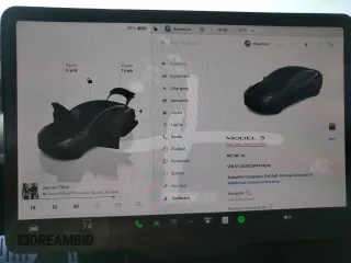 2023 Tesla Model 3 Performance z VIN 5YJ3E1EC9PF414218, wystawiony jako Copart lot #53105285 z przebiegiem 60 745 mil mil oraz Szkoda całkowita • Salvage title. Historia ofert i sprzedaży dostępna na DreamBid. Obrazek 9.