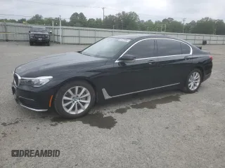 2019 BMW 7 Series 740i xDrive z VIN WBA7E4C55KGV70212, wystawiony jako Copart lot #57330965 z przebiegiem 48 408 mil mil oraz Szkoda całkowita • Salvage title. Historia ofert i sprzedaży dostępna na DreamBid. Obrazek 1.