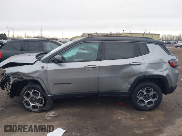 2022 Jeep Compass Trailhawk with VIN 3C4NJDDB3NT128118, listed as a IAAI auction lot 41664845 with 32,660 mi miles and . Bid and sale history available at DreamBid. Image 14.