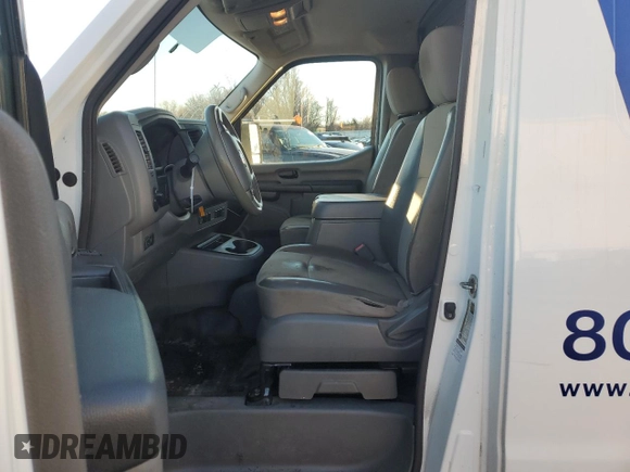 2019 Nissan NV Cargo SV с VIN 1N6BF0KY2KN805611, выставлен на аукционе Copart как лот 84392104 с пробегом 119 881 миль миль и Списание • Salvage title. История ставок и продаж доступна на DreamBid. Изображение 7.