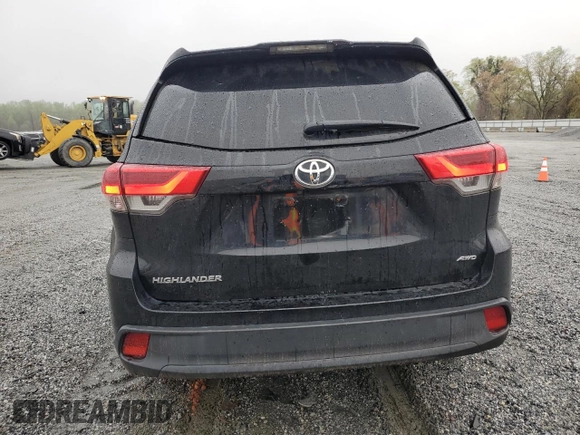 2017 Toyota Highlander LE z VIN 5TDBZRFH4HS436049, wystawiony jako Copart lot #51210145 z przebiegiem 109 492 mil mil oraz Szkoda całkowita • Salvage title. Historia ofert i sprzedaży dostępna na DreamBid. Obrazek 6.