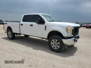 2017 Ford F-250 Lariat with VIN 1FT7W2B62HEE65243, listed as a Copart auction lot 55686505 with 212,089 mi miles and Salvage title. Bid and sale history available at DreamBid. Image 4.