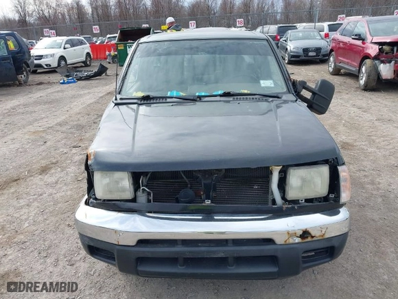 2000 Nissan Frontier 2WD XE with VIN 1N6DD26S1YC307758, listed as a IAAI auction lot 41902443 with 76,560 mi miles. Bid and sale history available at carsss.com. Image 6.
