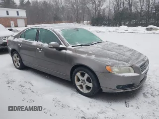 2008 Volvo S80 3.0L Turbo with VIN YV1AH992681071144, listed as a IAAI auction lot 41488301 with 120,953 mi miles. Bid and sale history available at carsss.com. Image 1.