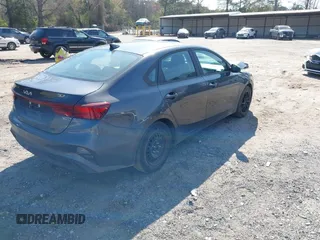 2022 Kia Forte LXS with VIN 3KPF24AD0NE499281, listed as a IAAI auction lot 41905913 with 69,999 mi miles. Bid and sale history available at carsss.com. Image 4.