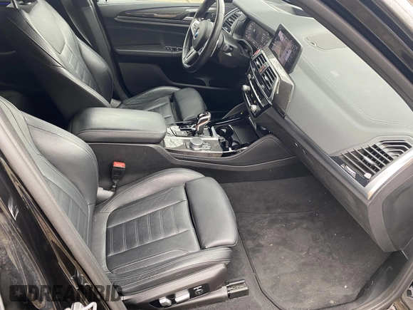 2021 BMW X3 M z VIN 5YMTS0C05M9G46973, wystawiony jako IAAI lot #41334083 z przebiegiem 42 819 mil mil oraz . Historia ofert i sprzedaży dostępna na DreamBid. Obrazek 5.