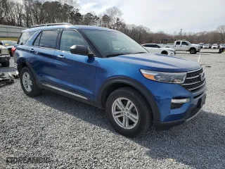 2022 Ford Explorer XLT with VIN 1FMSK8DH7NGB90777, listed as a Copart auction lot 45590515 with 28,710 mi miles and Salvage Title. Bid and sale history available at carsss.com. Image 4.