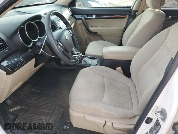 2011 Kia Sorento LX with VIN 5XYKT3A14BG045402, listed as a Copart auction lot 47060655 with 180,982 mi miles and Clean Title. Bid and sale history available at carsss.com. Image 7.