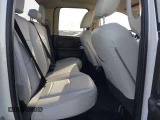 2019 Ram 1500 Express z VIN 1C6RR7FT8KS533686, wystawiony jako IAAI lot #41866997 z przebiegiem 199 502 mil mil oraz . Historia ofert i sprzedaży dostępna na DreamBid. Obrazek 8.