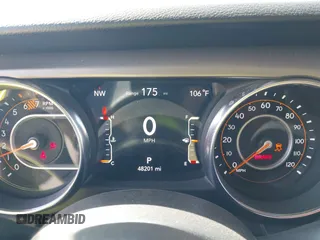 2020 Jeep Wrangler Unlimited Sport S z VIN 1C4HJXDN3LW337617, wystawiony jako IAAI lot #42022340 z przebiegiem 48 201 mil mil oraz . Historia ofert i sprzedaży dostępna na DreamBid. Obrazek 7.