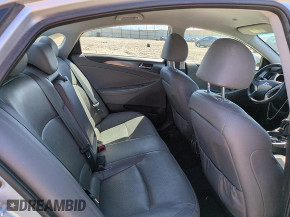 2012 Hyundai Sonata Hybrid с VIN KMHEC4A40CA063129, выставлен на аукционе Copart как лот 52650245 с пробегом 121 519 миль миль и Списание • Salvage title. История ставок и продаж доступна на DreamBid. Изображение 10.