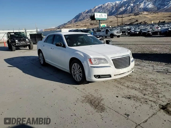 2014 Chrysler 300 C with VIN 2C3CCAKG6EH200991, listed as a Copart auction lot 42730885 with 82,128 mi miles and Salvage Title. Bid and sale history available at carsss.com. Image 11.