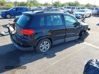 2015 Volkswagen Tiguan S с VIN WVGAV7AX8FW615777, выставлен на аукционе IAAI как лот 42165193 с пробегом Не указан миль и . История ставок и продаж доступна на DreamBid. Изображение 4.