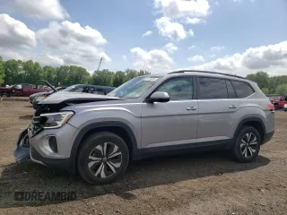 2024 Volkswagen Atlas SE with VIN 1V2LR2CA1RC553298, listed as a Copart auction lot 59110055 with 18,845 mi miles and Salvage title. Bid and sale history available at DreamBid. Image 1.