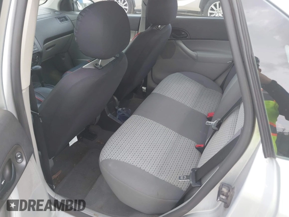 2006 Ford Focus S with VIN 1FAFP34NX6W131980, listed as a IAAI auction lot 42408699 with 139,258 mi miles and . Bid and sale history available at DreamBid. Image 8.