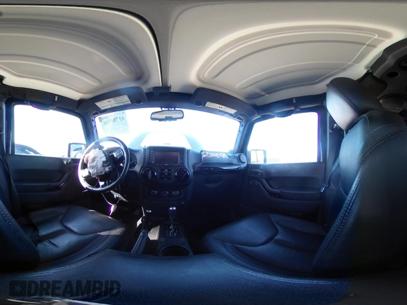 2014 Jeep Wrangler Unlimited Sahara with VIN 1C4BJWEG0EL306202, listed as a IAAI auction lot 41784330 with 79,123 mi miles. Bid and sale history available at carsss.com. Image 18.