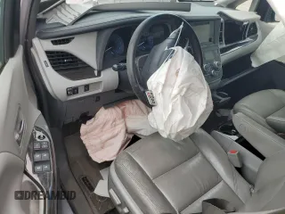 2015 Toyota Sienna XLE с VIN 5TDYK3DC1FS541180, выставлен на аукционе Copart как лот 59078585 с пробегом 94 014 миль миль и Списание • Salvage title. История ставок и продаж доступна на DreamBid. Изображение 8.