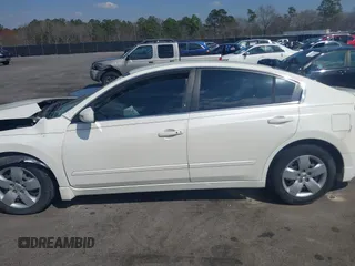2008 Nissan Altima 2.5 S with VIN 1N4AL21E18C222774, listed as a IAAI auction lot 41804924 with 1 mi miles. Bid and sale history available at carsss.com. Image 13.