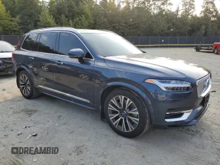 2021 Volvo XC90 Inscription Expression with VIN YV4BR0CL0M1738477, listed as a Copart auction lot 68689594 with 31,095 mi miles and Salvage Title. Bid and sale history available at carsss.com. Image 4.