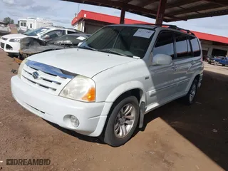 2005 Suzuki XL-7 LX with VIN JS3TY92V954100876, listed as a IAAI auction lot 41799284 with 203,303 mi miles. Bid and sale history available at carsss.com. Image 17.