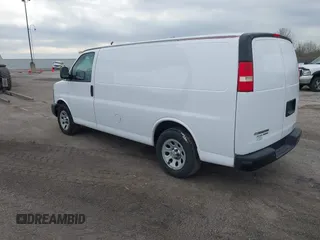 2014 Chevrolet Express Cargo Van with VIN 1GCSGAFX1E1118221, listed as a IAAI auction lot 41832544 with 310,914 mi miles. Bid and sale history available at carsss.com. Image 3.