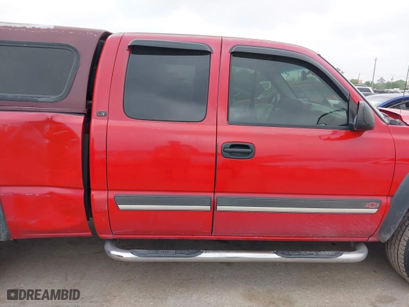 2006 Chevrolet Silverado 1500 LS with VIN 1GCEC19V66Z217817, listed as a IAAI auction lot 41924306 with 274,685 mi miles. Bid and sale history available at carsss.com. Image 13.