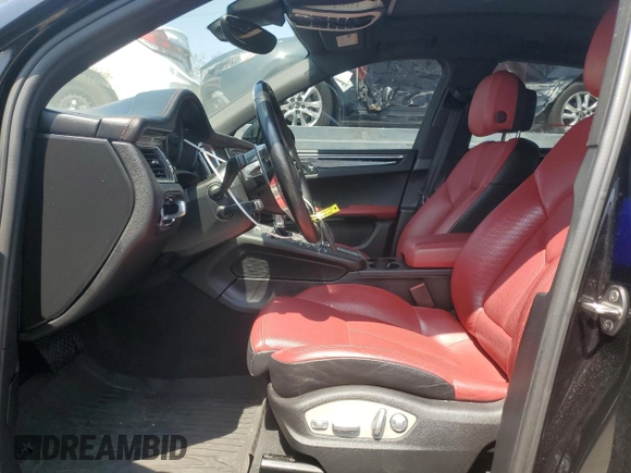 2018 Porsche Macan with VIN WP1AA2A55JLB18826, listed as a Copart auction lot 59581495 with 63,563 mi miles and Clean title. Bid and sale history available at DreamBid. Image 7.