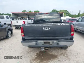 2005 Chevrolet Silverado 1500 LT with VIN 2GCEK13T551277184, listed as a IAAI auction lot 42028710 with Not Provided miles and . Bid and sale history available at DreamBid. Image 16.