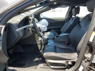 2009 Pontiac G8 z VIN 6G2ER57739L183196, wystawiony jako Copart lot #57629855 z przebiegiem 170 034 mil mil oraz Szkody całkowita. Historia ofert i sprzedaży dostępna na DreamBid. Obrazek 7.