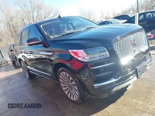 2019 Lincoln Navigator Reserve with VIN 5LMJJ2LT4KEL24070, listed as a IAAI auction lot 41798468 with 52,706 mi miles. Bid and sale history available at carsss.com. Image 1.
