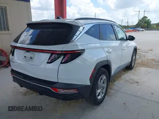 2022 Hyundai Tucson SEL with VIN 5NMJB3AE6NH027205, listed as a IAAI auction lot 41940690 with 40,865 mi miles. Bid and sale history available at carsss.com. Image 4.