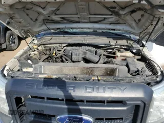 2014 Ford F-250 XL z VIN 1FT7X2B60EEB80260, wystawiony jako Copart lot #51664195 z przebiegiem 267 176 mil mil oraz Szkoda całkowita • Salvage title. Historia ofert i sprzedaży dostępna na DreamBid. Obrazek 12.