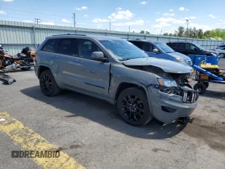 2020 Jeep Grand Cherokee Laredo E with VIN 1C4RJFAG1LC397255, listed as a Copart auction lot 56219795 with 68,509 mi miles and Salvage title. Bid and sale history available at DreamBid. Image 4.
