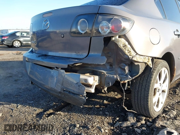 2008 Mazda 3 i Touring Value with VIN JM1BK32G181149702, listed as a IAAI auction lot 41800136 with 205,677 mi miles. Bid and sale history available at carsss.com. Image 6.