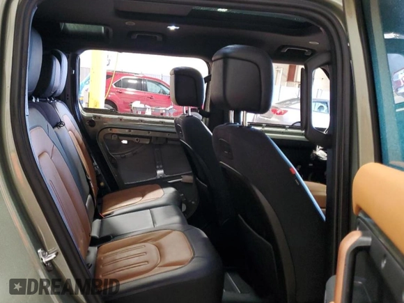2020 Land Rover Defender X with VIN SALEX7EU4L2022865, listed as a Copart auction lot 51490495 with 81,314 mi miles and Salvage title. Bid and sale history available at DreamBid. Image 11.