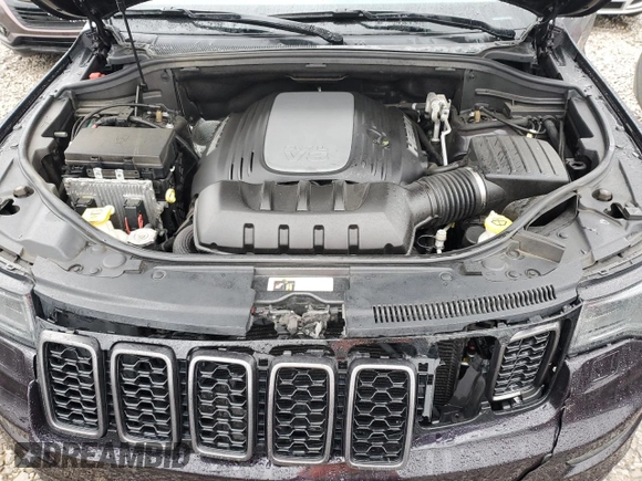 2018 Jeep Grand Cherokee Overland z VIN 1C4RJFCT3JC268599, wystawiony jako Copart lot #85242404 z przebiegiem 58 018 mil mil oraz Szkoda całkowita • Salvage title. Historia ofert i sprzedaży dostępna na DreamBid. Obrazek 12.