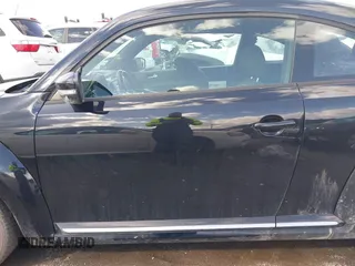 2019 Volkswagen Beetle S с VIN 3VWFD7ATXKM709046, выставлен на аукционе IAAI как лот 41701695 с пробегом 103 043 миль миль и . История ставок и продаж доступна на DreamBid. Изображение 14.