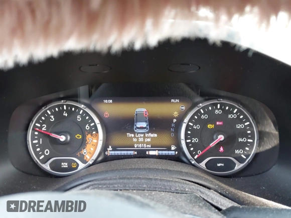 2017 Jeep Renegade Limited z VIN ZACCJBDB1HPE51333, wystawiony jako IAAI lot #42082300 z przebiegiem 91 615 mil mil oraz . Historia ofert i sprzedaży dostępna na DreamBid. Obrazek 7.