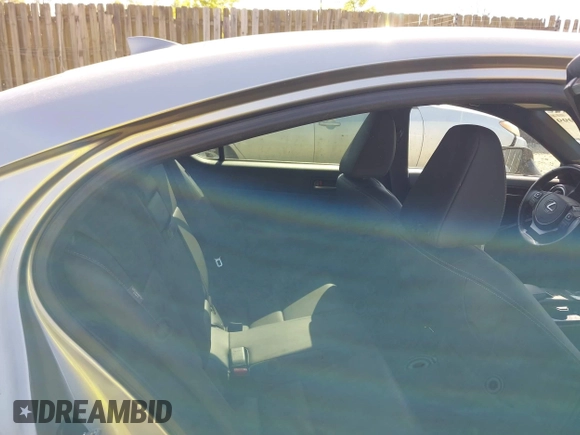 2022 Lexus IS 300 z VIN JTHAA1D21N5119879, wystawiony jako IAAI lot #42037999 z przebiegiem 41 416 mil mil oraz . Historia ofert i sprzedaży dostępna na DreamBid. Obrazek 8.
