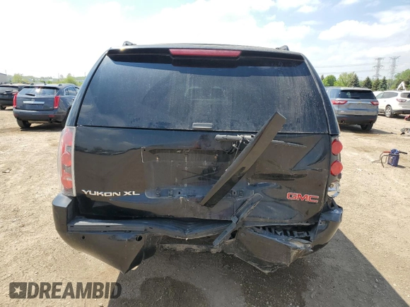 2007 GMC Yukon XL z VIN 1GKFK66847J150013, wystawiony jako Copart lot #56486435 z przebiegiem 225 570 mil mil oraz Szkoda całkowita • Salvage title. Historia ofert i sprzedaży dostępna na DreamBid. Obrazek 6.