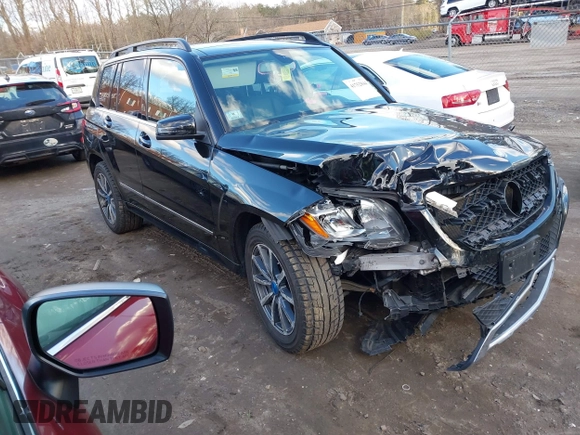 2015 Mercedes-Benz GLK with VIN WDCGG8JB2FG424783, listed as a IAAI auction lot 41752844 with 110,075 mi miles. Bid and sale history available at carsss.com. Image 1.