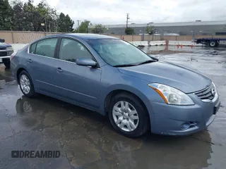 2011 Nissan Altima 2.5 S with VIN 1N4AL2AP6BC174018, listed as a IAAI auction lot 41939313 with 77,224 mi miles. Bid and sale history available at carsss.com. Image 1.