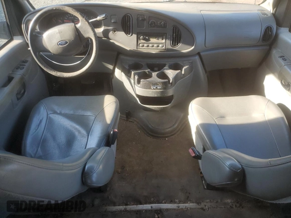 2006 Ford Econoline Cargo с VIN 1FTRE14W86HB02458, выставлен на аукционе Copart как лот 52862295 с пробегом 311 513 миль миль и Списание • Salvage title. История ставок и продаж доступна на DreamBid. Изображение 8.